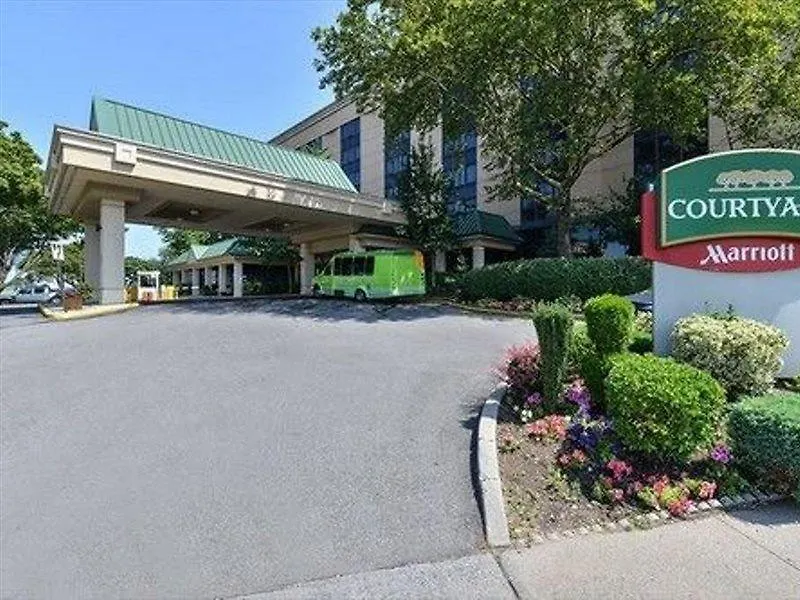 Hotel Courtyard By Marriott New York Laguardia Airport 3*,  Estados Unidos