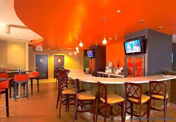 Hotel Courtyard By Marriott New York Laguardia Airport
