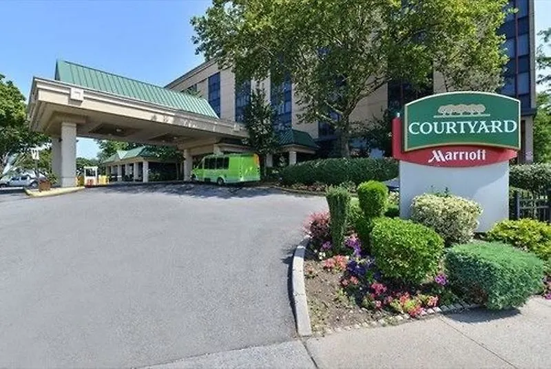 Hotel Courtyard By Marriott New York Laguardia Airport