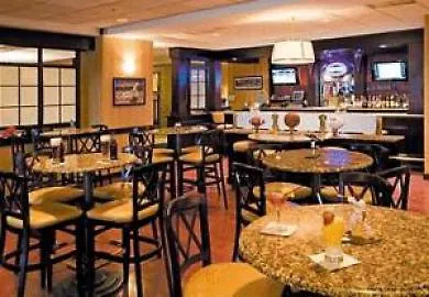 Hotel Courtyard By Marriott New York Laguardia Airport Estados Unidos